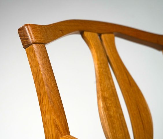 Vidar chair made with white oak and sea grass seating